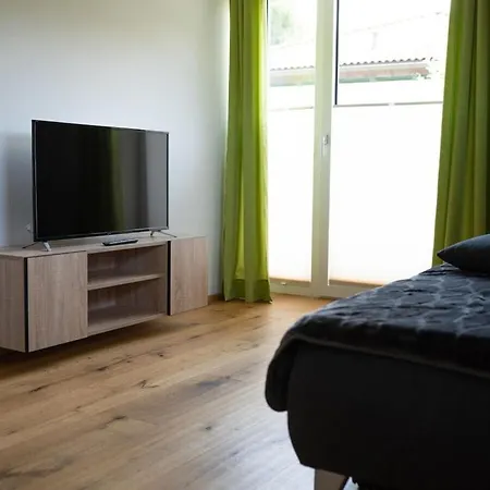 Baer Comfortable Holiday home *